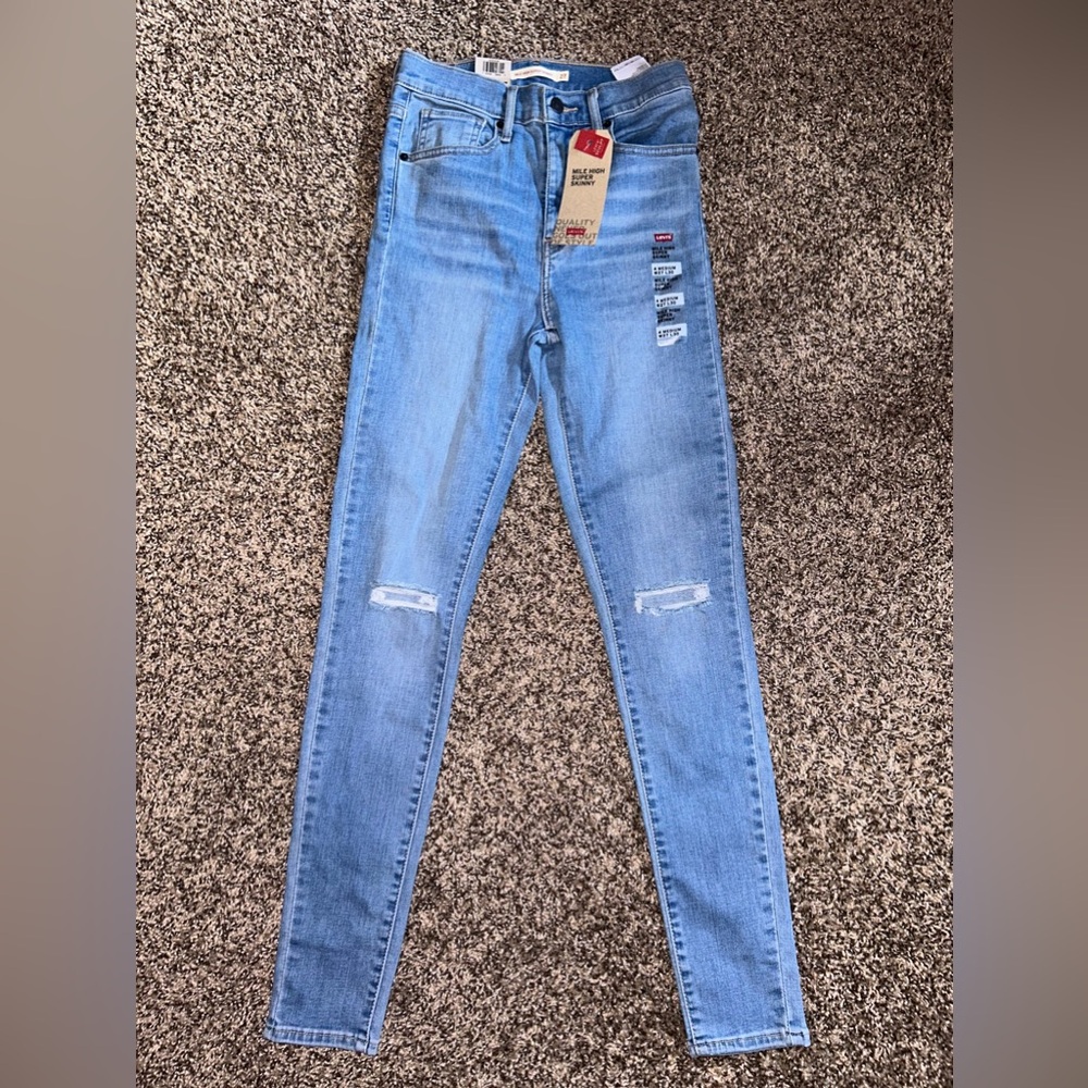 Levi's Skinny Ripped Jeans 27x30